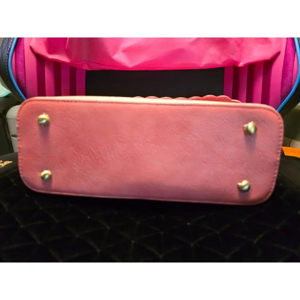 Vendula London Cat Cafe Grab Bag Matching Wallet - Retired (Damaged Handles) - Picture 4 of 10
